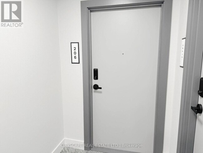 Photo - 758 Dovercourt Rd Unit 206