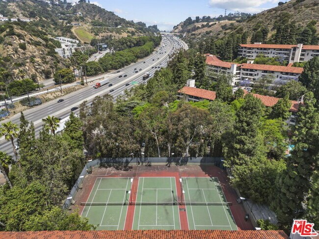 Photo - 2700 Cahuenga Blvd Unit 3104