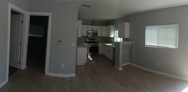 Photo - Estara Ave Unit 3109 1/2