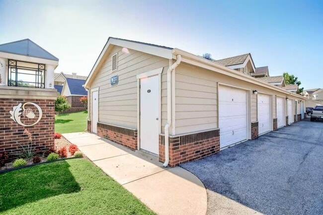 Oakmont Apartment Homes