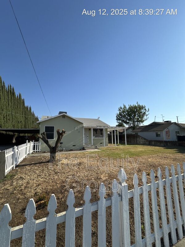 Building Photo - 620 E Tulare Ave Rental