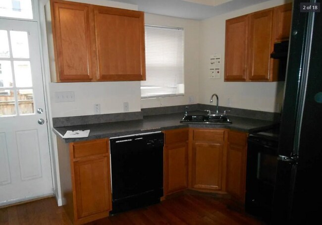 Photo - 2301 Hunter St