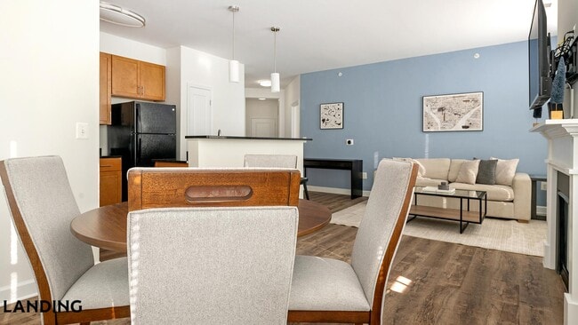 Photo - 909 Mansion Dr Unit 742-407