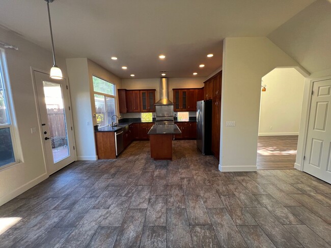 West Davis Four Bedroom Two Story Home ava... - West Davis Four Bedroom Two Story Home ava...