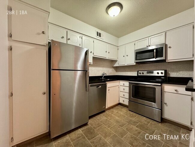 Building Photo - 3802 Warwick Blvd Unit 6