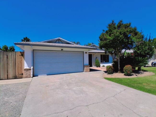 Photo - Updated Single-Story 3BR Home with Spacious Living Areas & Convenient Location!