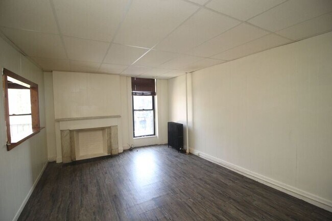 Photo - 1015 St Paul St Unit 2R