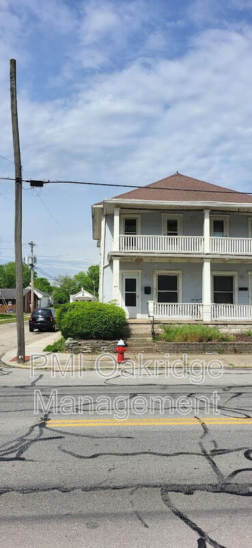 Building Photo - 416 S Main St