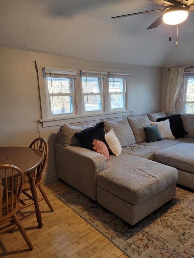 Photo - 165 Huff St Unit 4