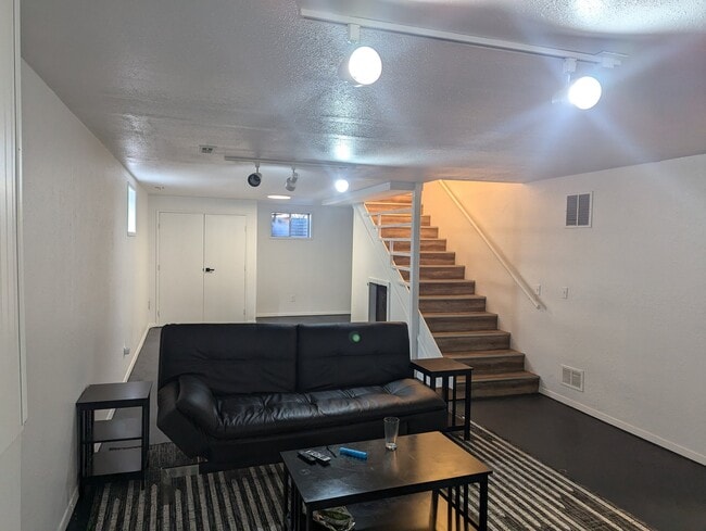 Photo - 3704 Belmont Rd Unidad 3704