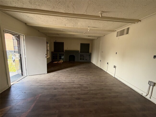 Photo - 2407 Southmore Blvd