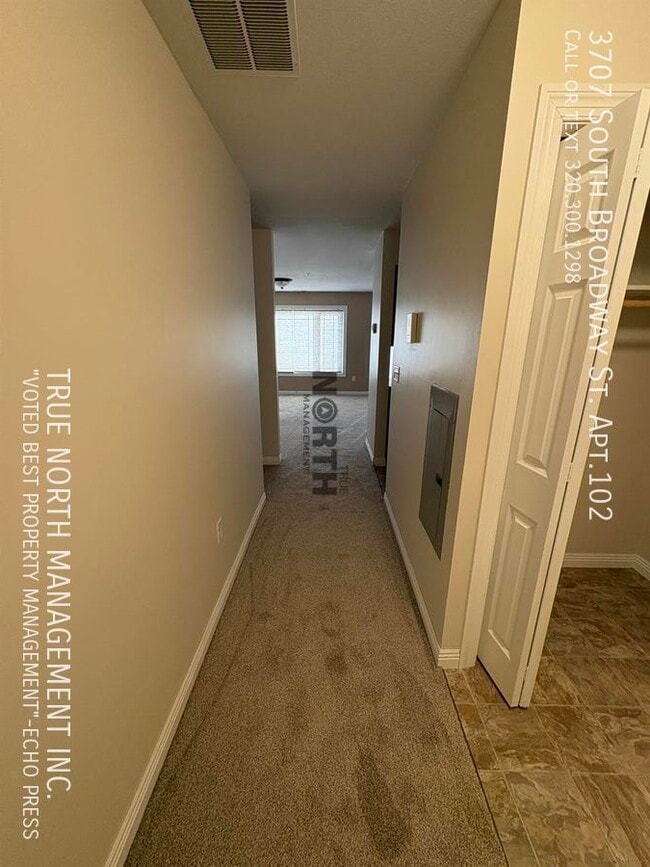 Photo - 3707 S Broadway St