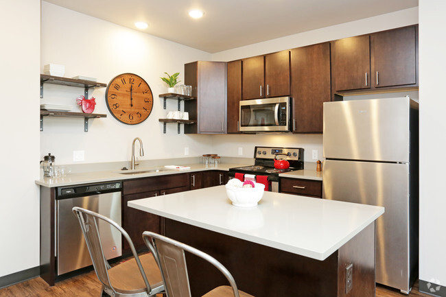 Interior Photo - Brick Towne at Waukee Central Rental