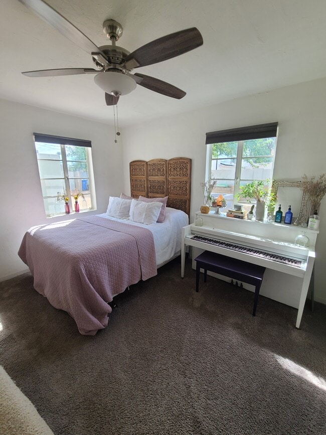 Photo - 1717 N Whittier Dr Unit Cozy Home