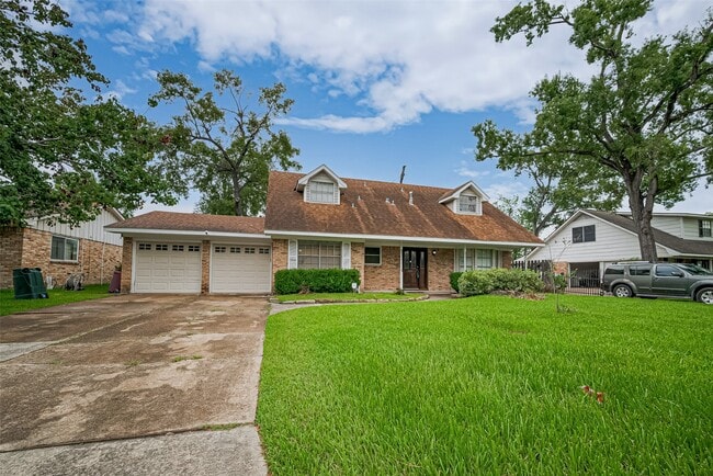 Photo - 13351 Oak Leaf Ln