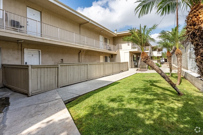 Patio - 5447 Norwalk Blvd