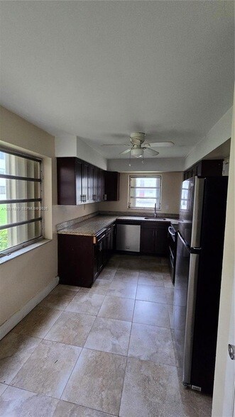 Photo - 1450 NE 191st St Unit 106