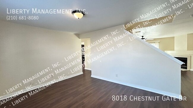 Photo - 8018 Chestnut Gate Dr