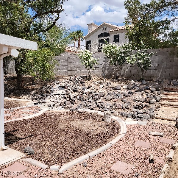 Building Photo - 9010 McLeod Dr