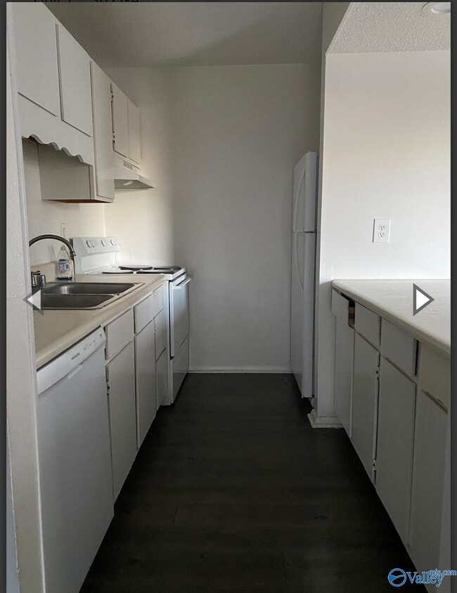 Photo - 3621 N Crestview Dr NW Unit 2