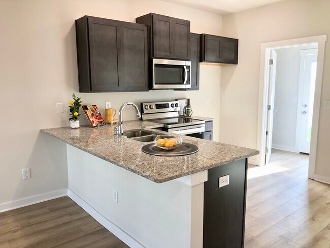 Photo - 403 Falls Pointe