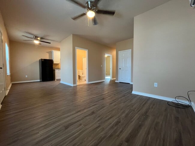 Building Photo - 12885 County Rd 433 Unit Apt. A