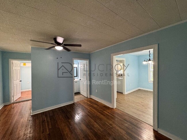 Photo - 1816 Kenmore Dr