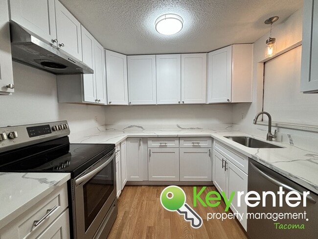 Photo - Freshly Remodeled 4 Bedroom Tacoma Rental ...