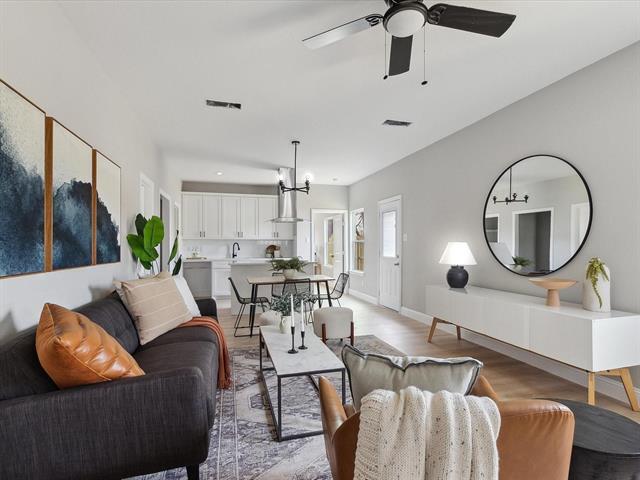 Photo - 2502 Oxford Ave