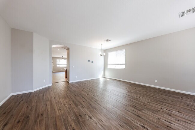 Photo - 14338 W Crocus Dr