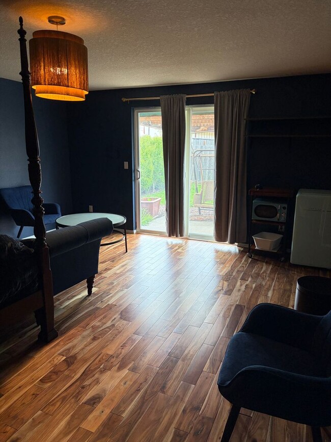Photo - Shannon's House Unit Room A