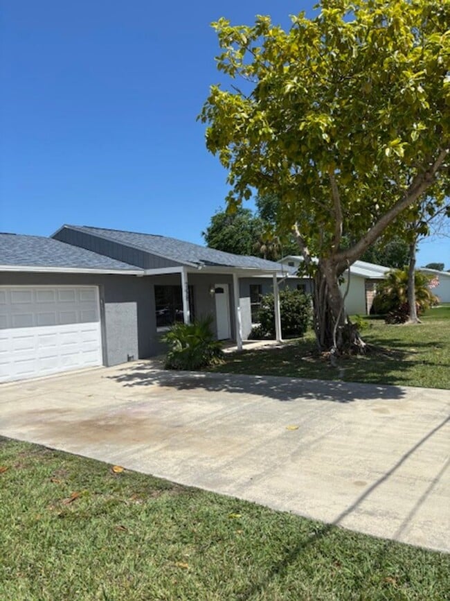 Photo - Fully Renovated 3-Bedroom Gem with Modern Upgrades & Timeless Charm!