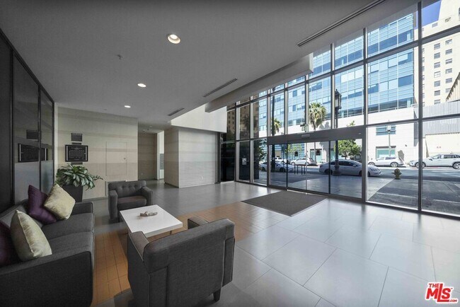 Photo - 1234 Wilshire Blvd Unidad 419