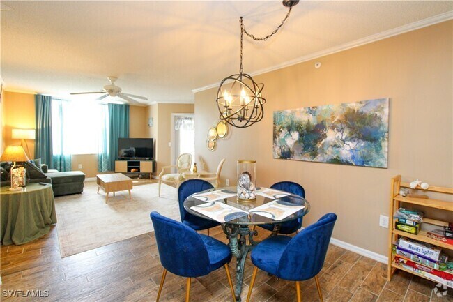 Building Photo - 8659 River Homes Lane Unit 1108