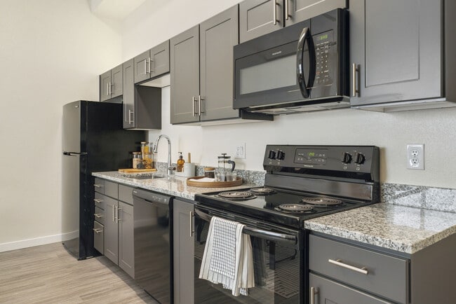 Building Photo - Notable