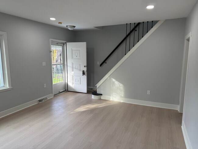 Photo - 1115 Fairdale St