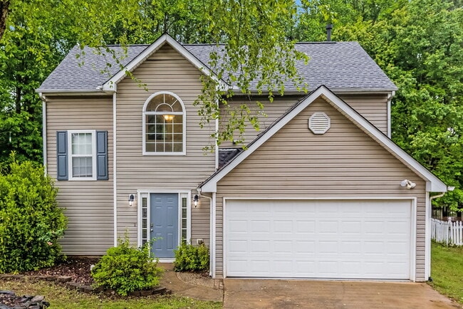 Building Photo - 2222 Serenity Dr NW