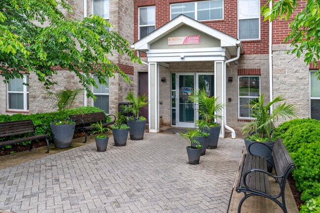 Entrance - Mazza GrandMarc