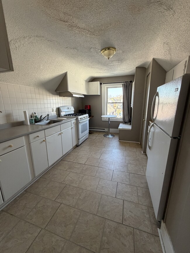 Photo - 48 Quincy St Unit 3