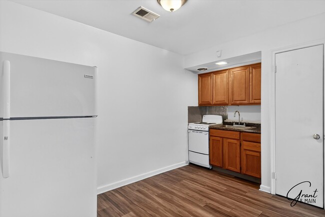 Photo - Maplewood Manor