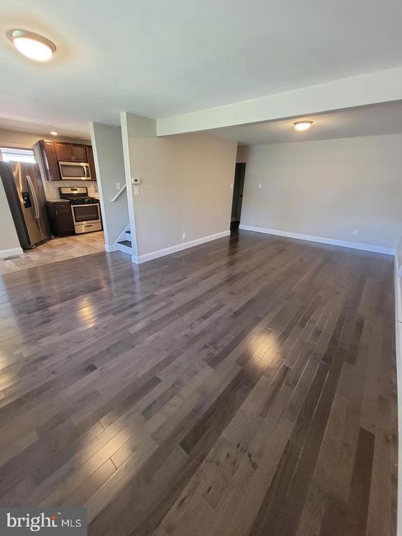 Photo - 104 University Blvd