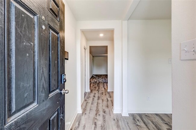Photo - 18744 Speculator Ln