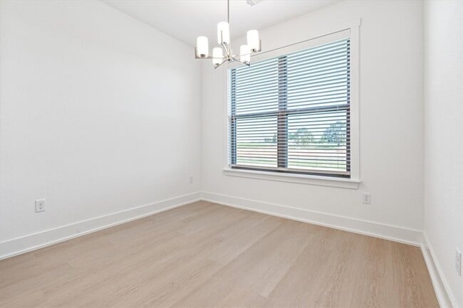 Photo - 7004 SW Orange Ave