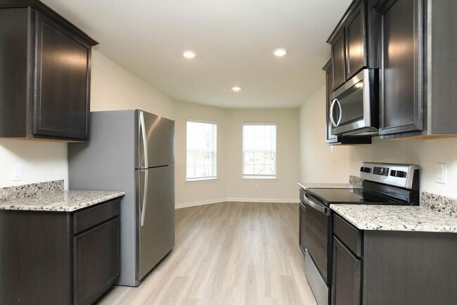 Building Photo - 432 Elaine Vly Dr