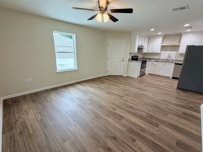 Photo - Brand new 2BR/2BA Duplex in Lake Charles!! Unit B1