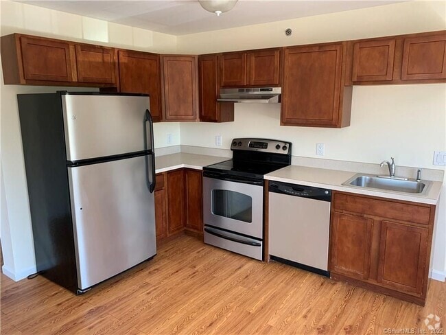 Building Photo - 7 New St Unit 300 Rental