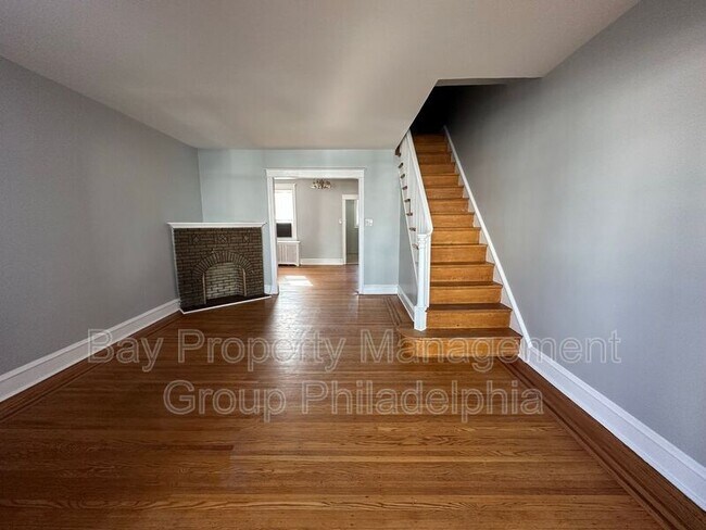 Photo - 104 W Spencer Ave