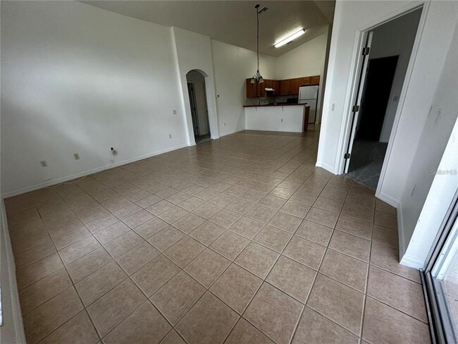 Photo - 4795 Cumbrian Lakes Dr