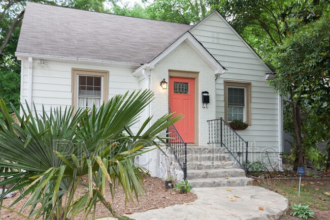 Photo - 1829 Merriman Ave