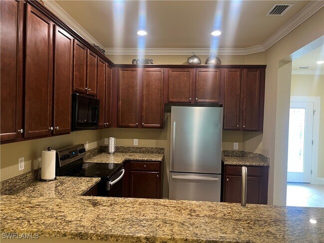 Building Photo - 10300 Via Colomba Circle